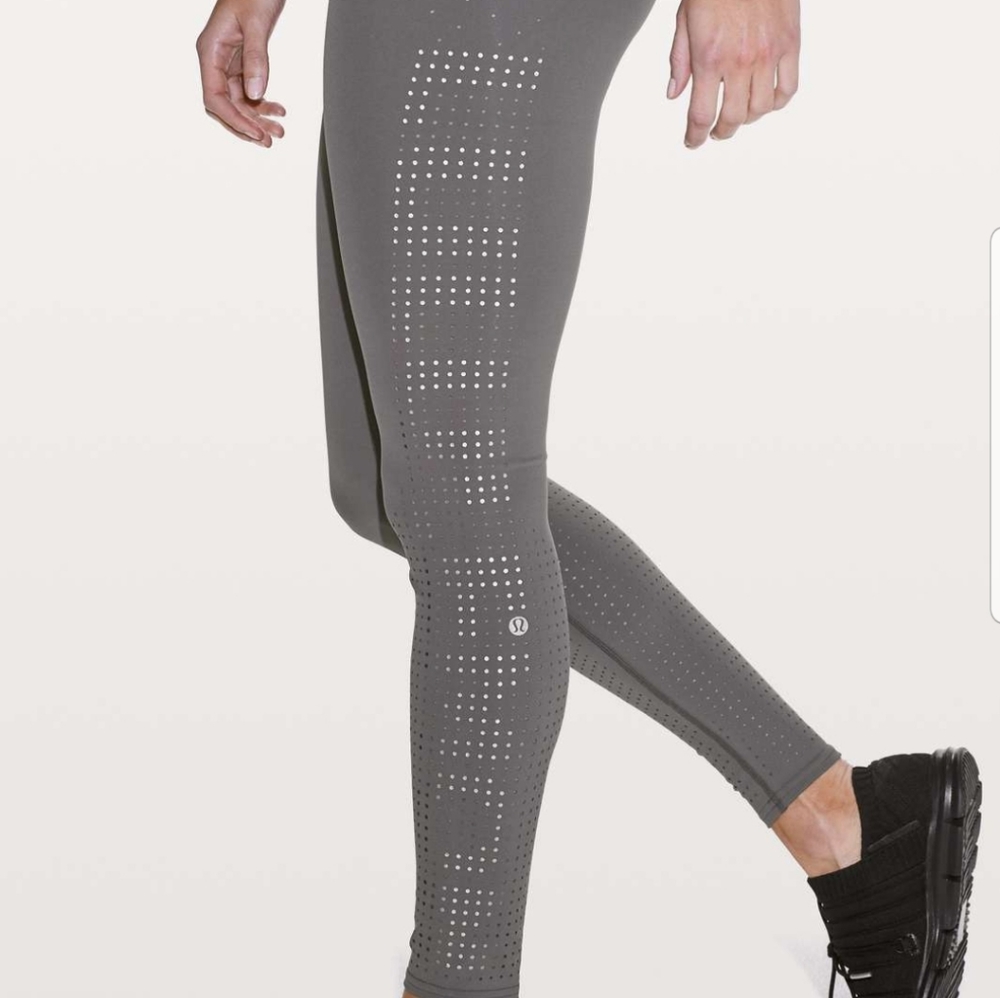 SOLDLululemon ride & reflect X SoulCycle grey sz 4 - Picture 1 of 5